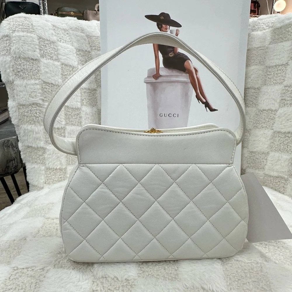 CHANEL Ivory Quilted Shoulder Bag - Picture 1 of 10
